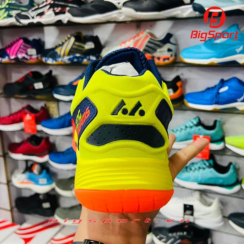 Giày cầu lông Lefus L026 màu xanh vàng