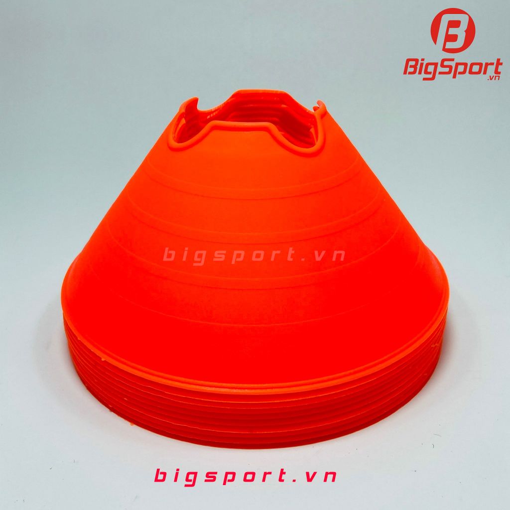 Nấm tập chiến thuật bóng đá