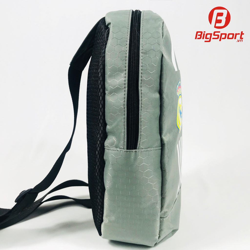 Túi đeo chéo câu lạc bộ Real Madrid màu xám