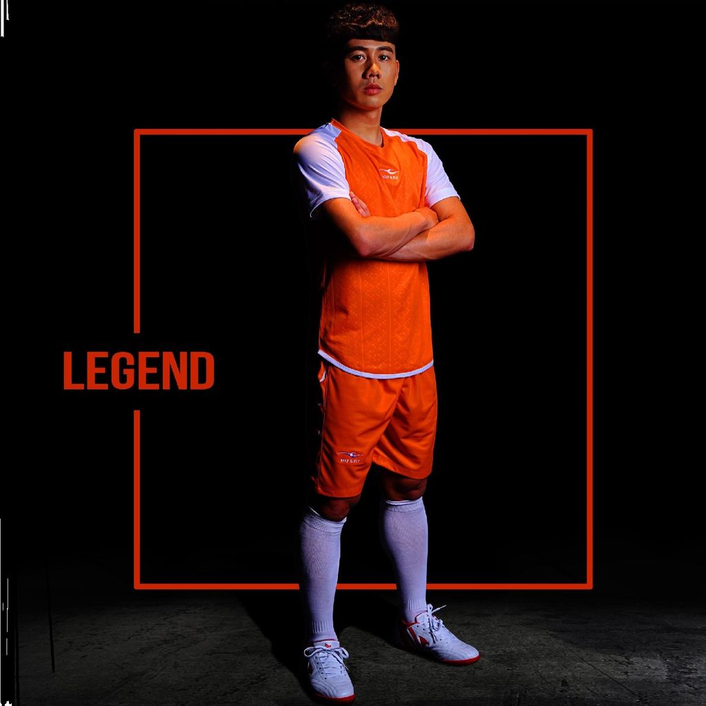 Bộ quần áo bóng đá Keep Fly Legend K-Light cam chính hãng