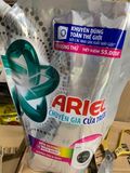 Nước giặt ariel trước sen nhài 2kg3 cửa ngang