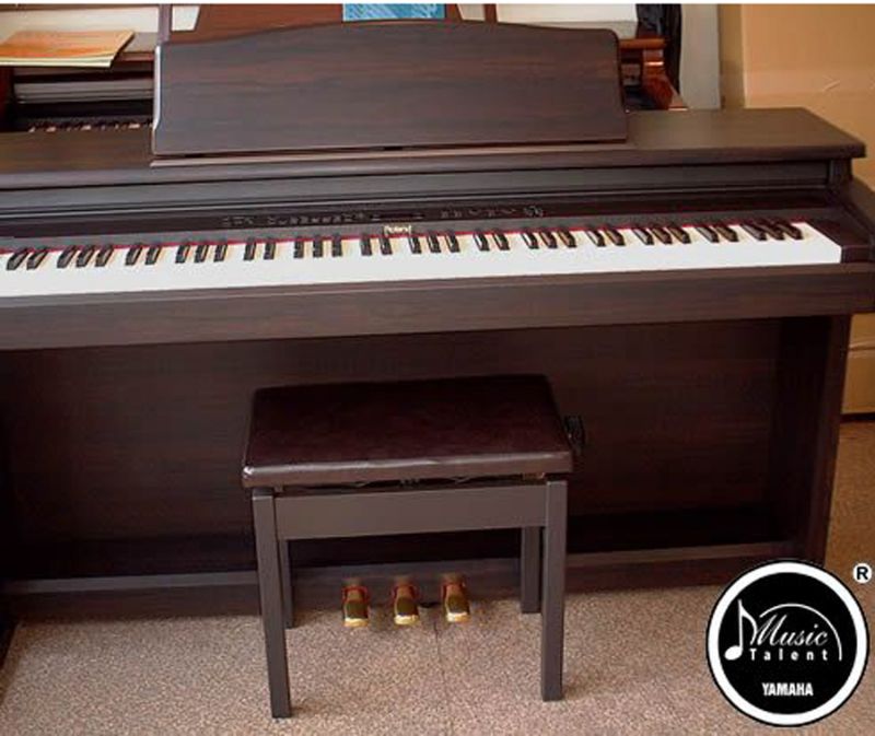 n Piano ROLAND HP 2800 Music Talent