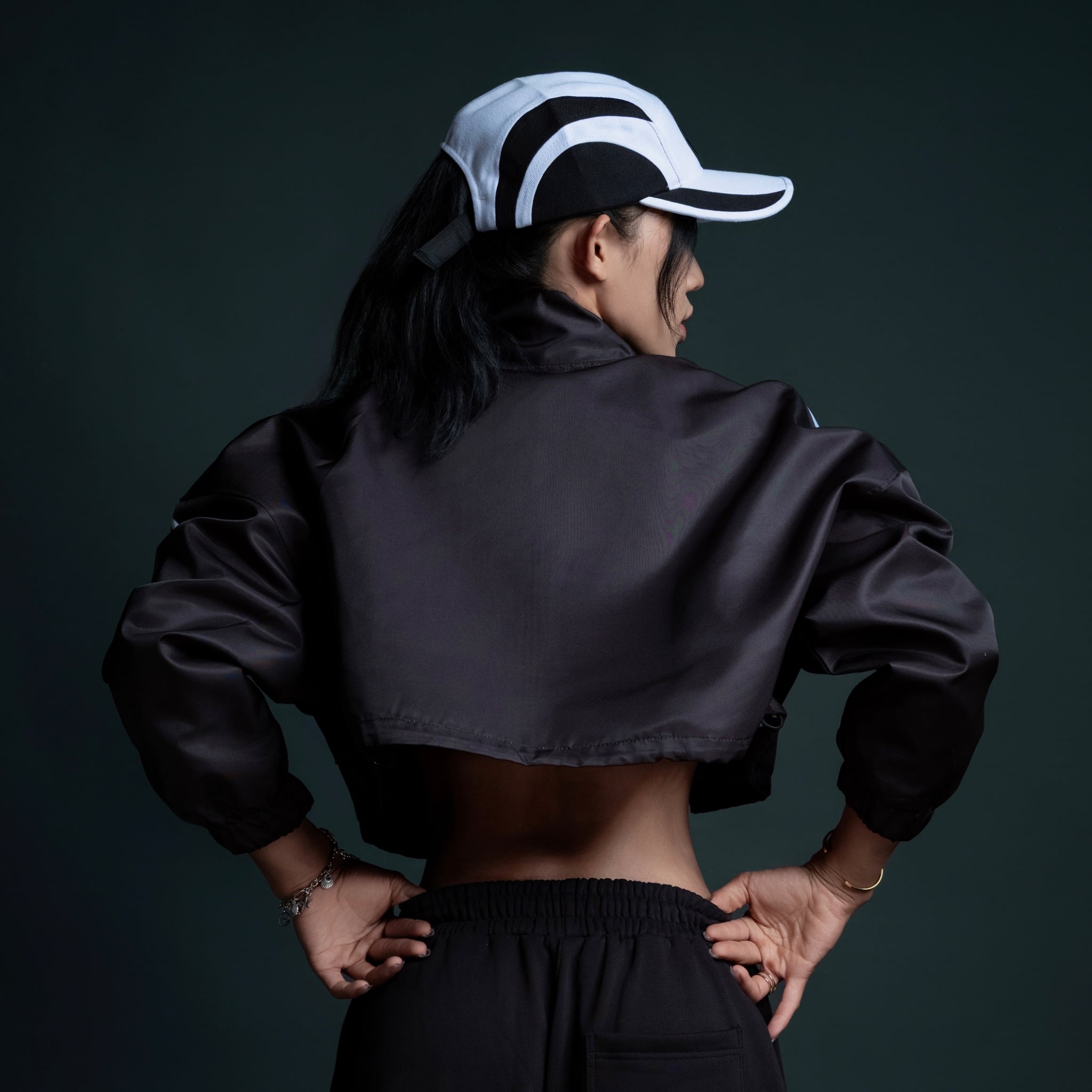  Áo Khoác Nữ Freesize Jacket Degrey TriEdge màu đen - EDGED 