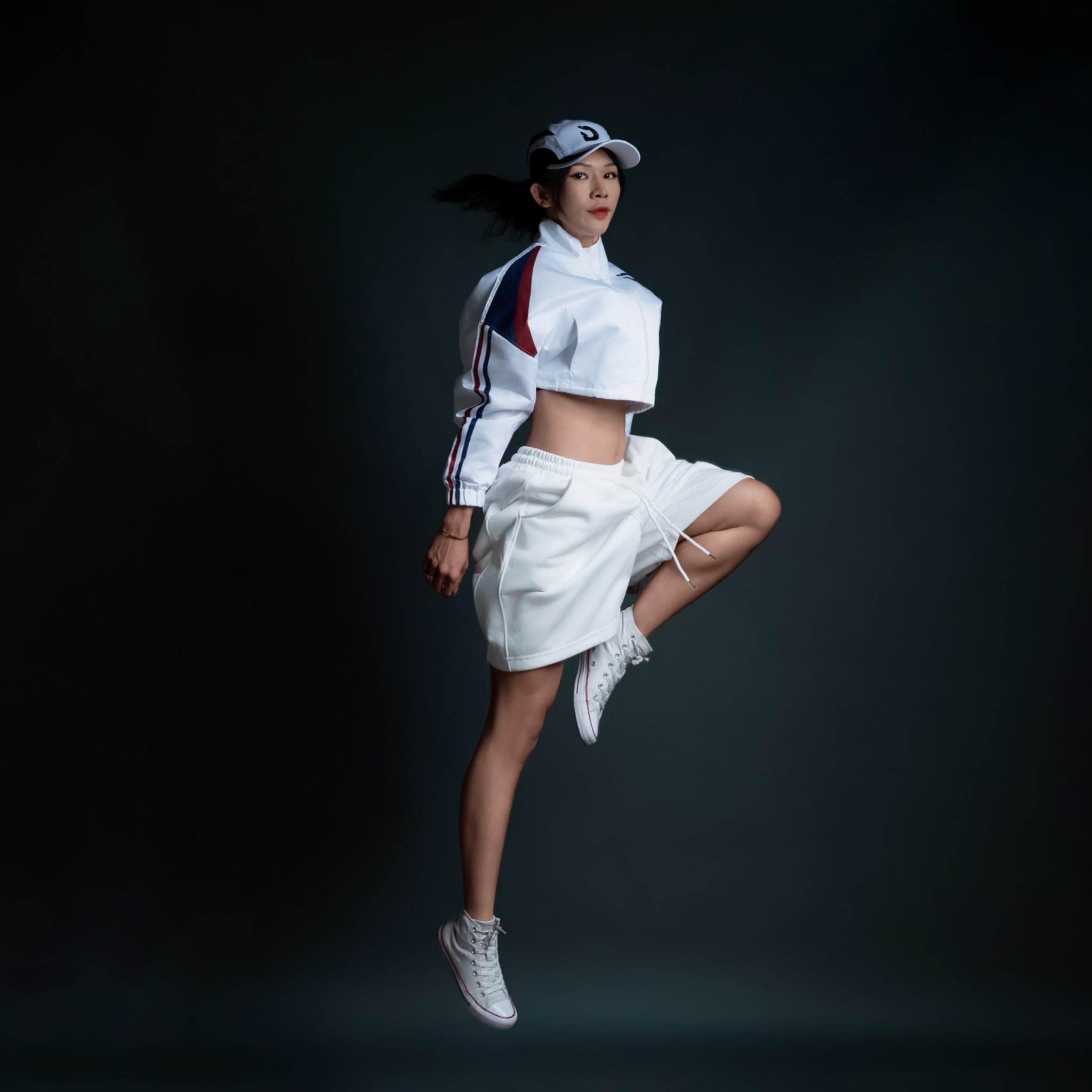  Áo Khoác Nữ Freesize Jacket Degrey TriEdge màu trắng - EDGET 