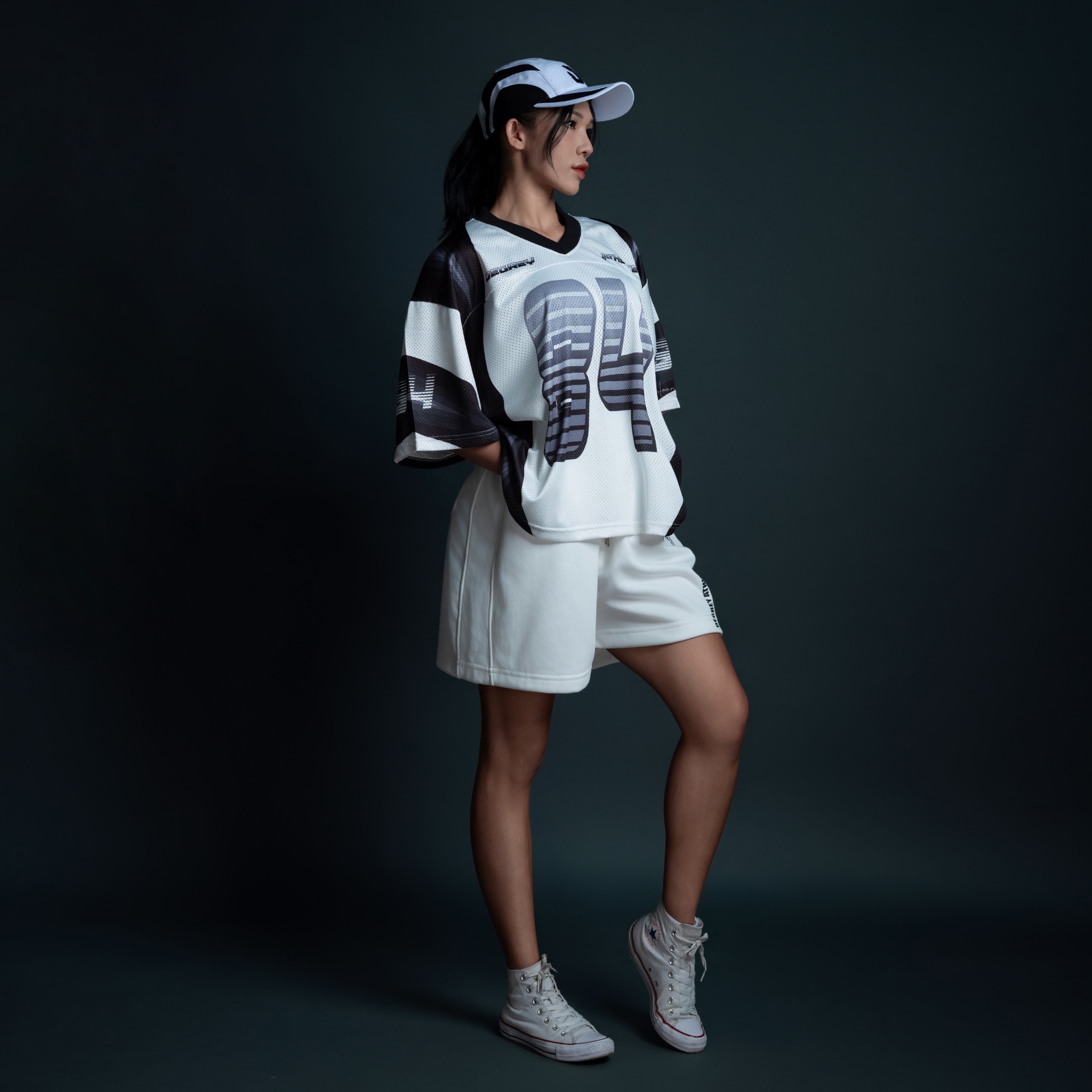  Áo thun thể thao Degrey Jersey Velocity 84 cổ tim màu xám - VELO 