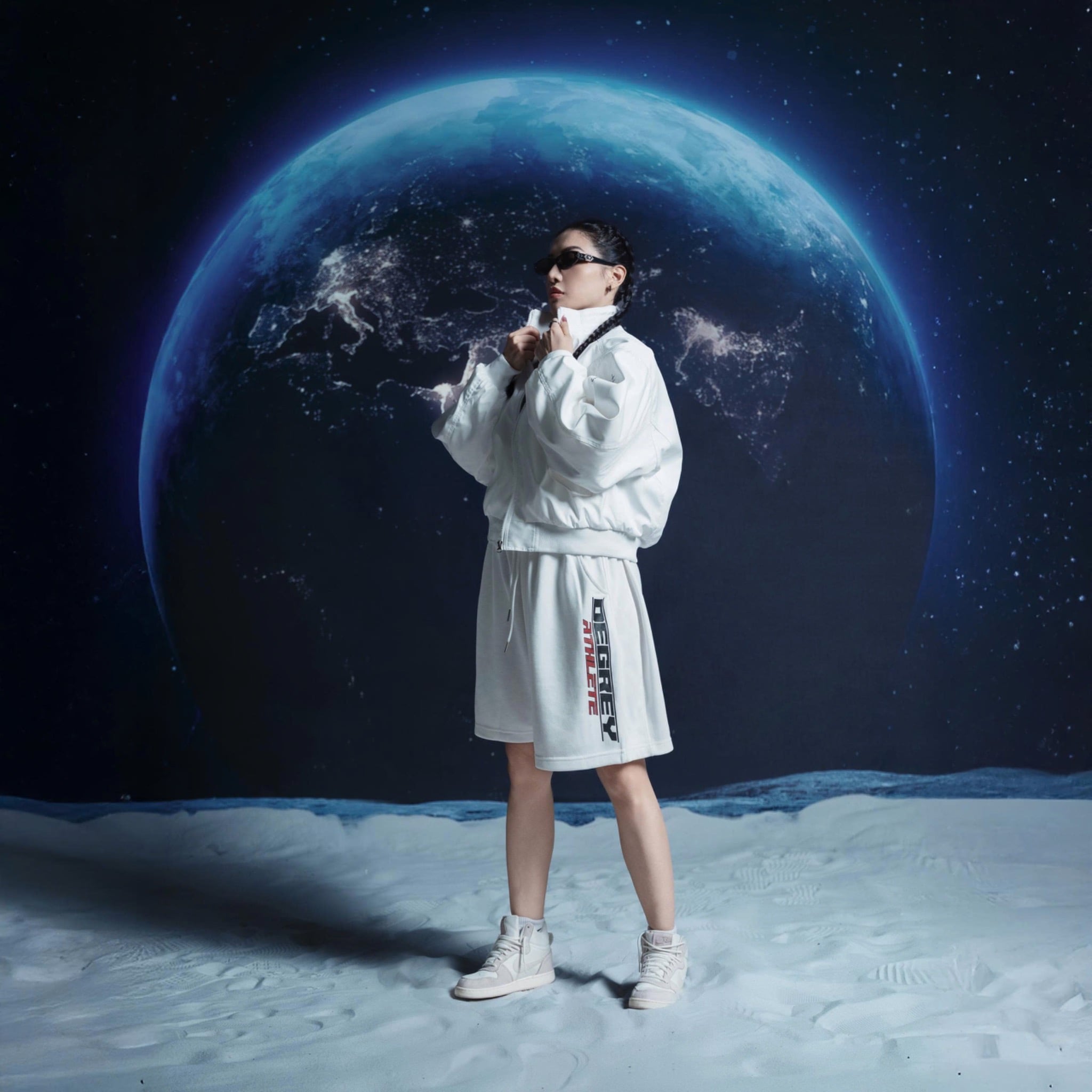  Áo khoác bomber Degrey màu trắng - BOMBT 