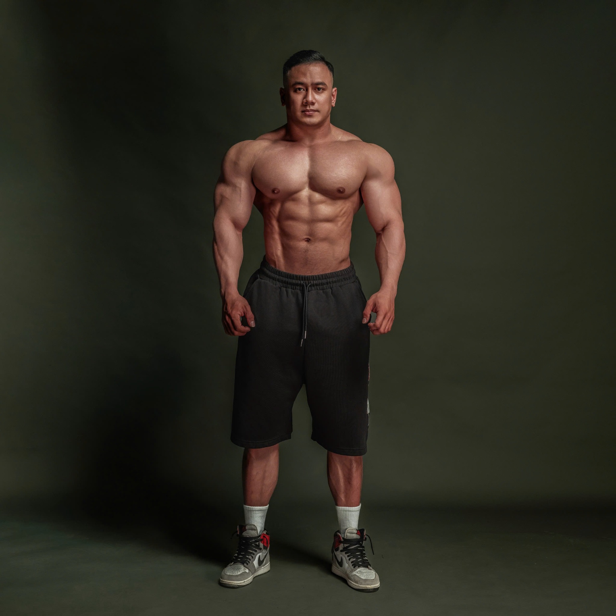  Quần lửng chân cua màu đen in logo Degrey short pant - SHOPADLOGO 