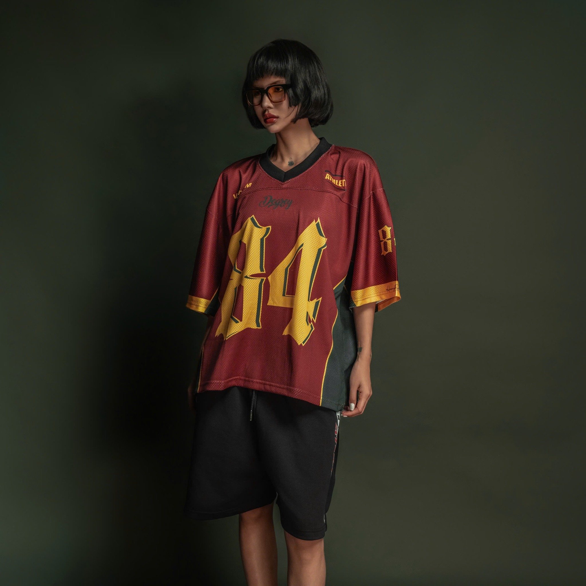  Áo thun Degrey Jersey cổ tim màu đỏ in hình thời trang thể thao nam nữ màu flexible x3- JERFLEXDO 