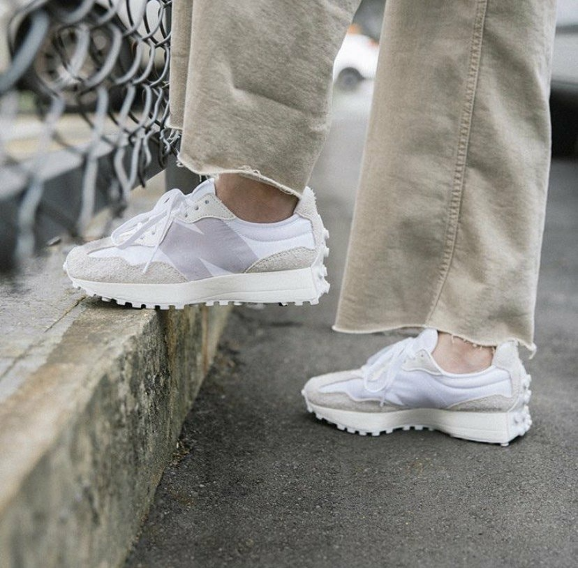 GIày New Balance Wmns 327 'White 
