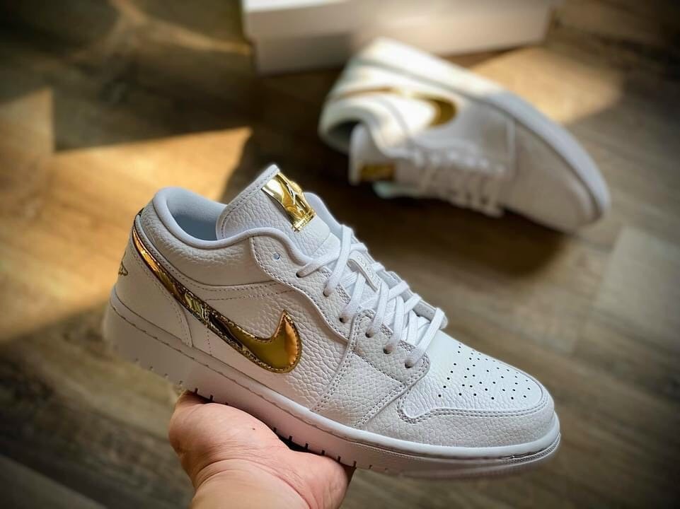 Giày Nike Air Jordan 1 Low White 
