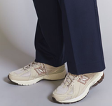 Giày New Balance Width D Running 'Beige' M1906RFT