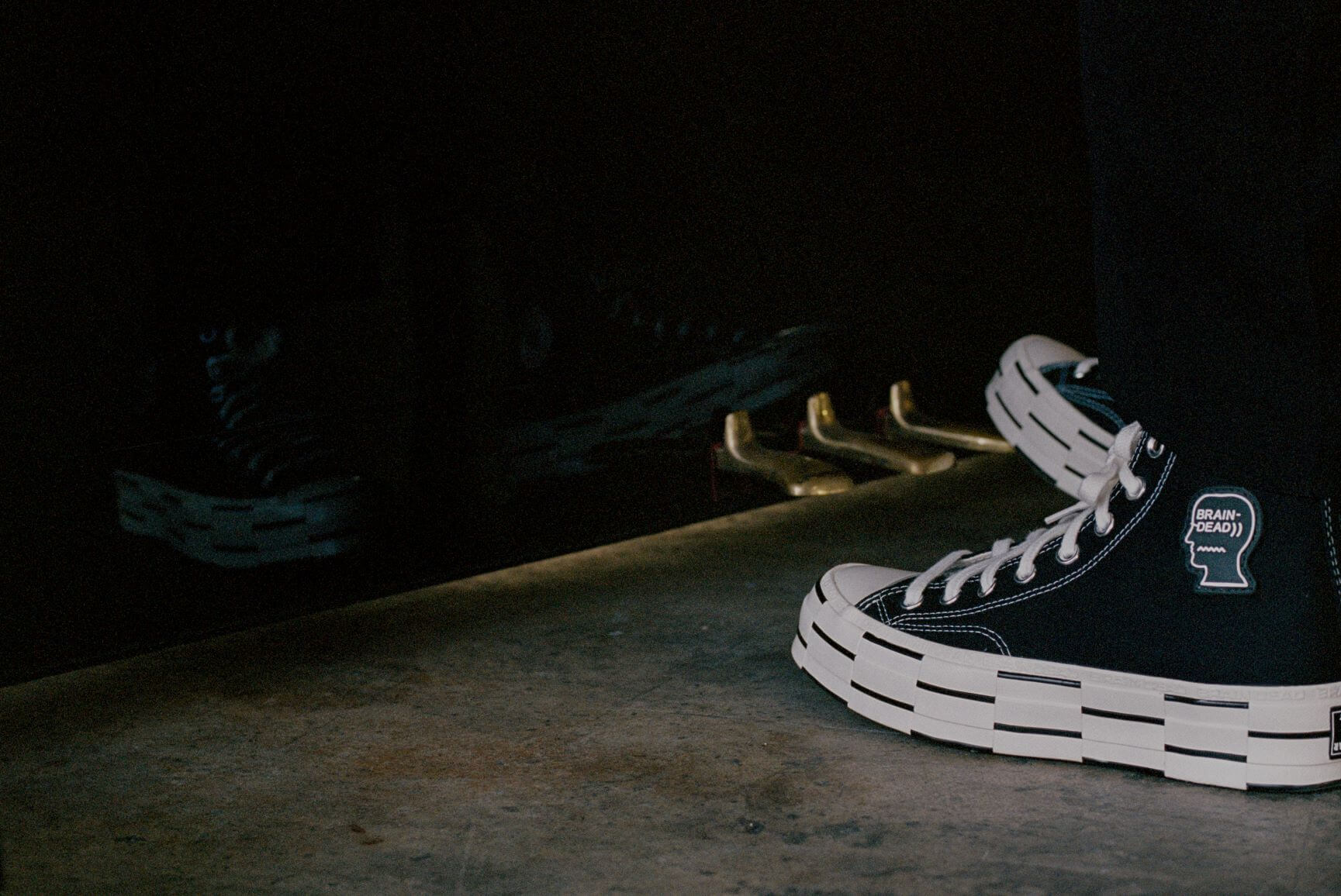 we are brain dead converse