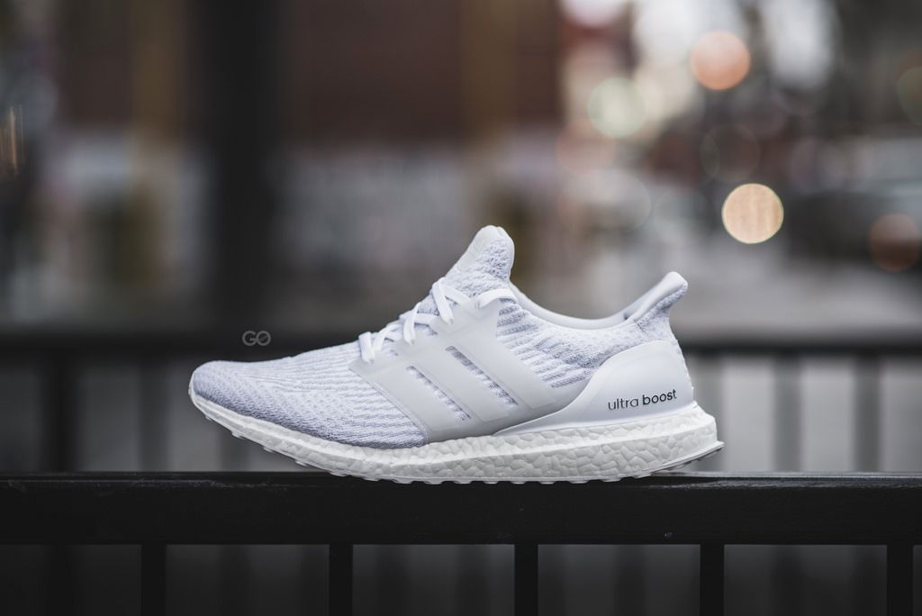 Giày Adidas UltraBoost 3.0 'Triple White' BA7686 – AUTHENTIC SHOES