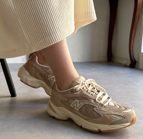 Giày New Balance 725 'Urbancore' ML725W