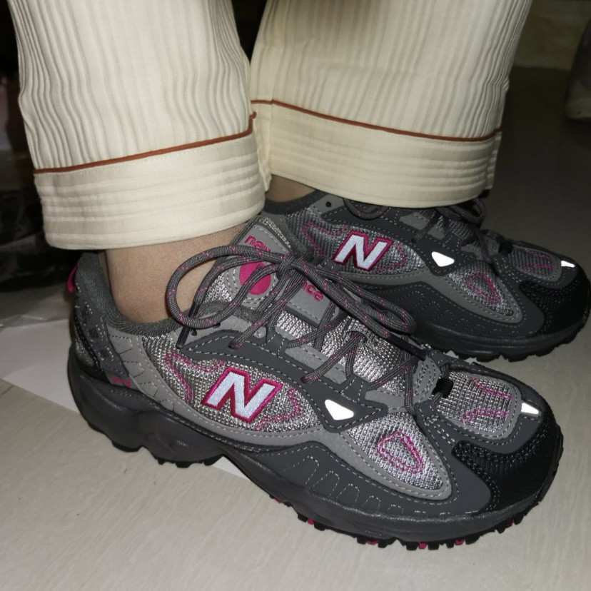 Giày New Balance 703 Series 'Grey Pink' WL703BB