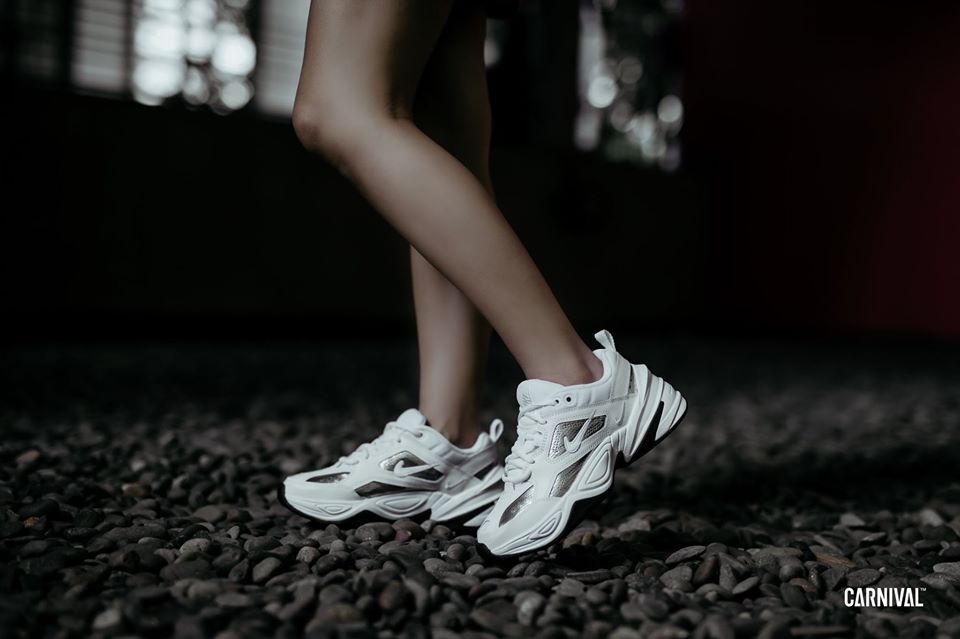 nike tekno ess