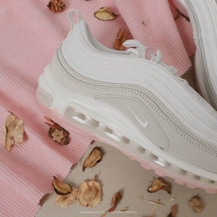 summit white air max 97