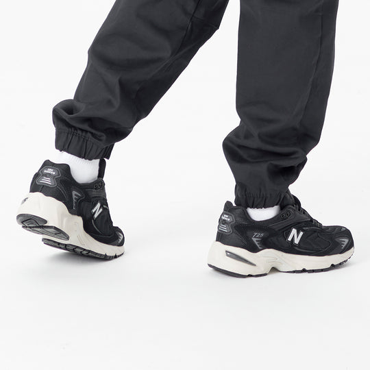 Giày New Balance 725 'Black White' ML725V