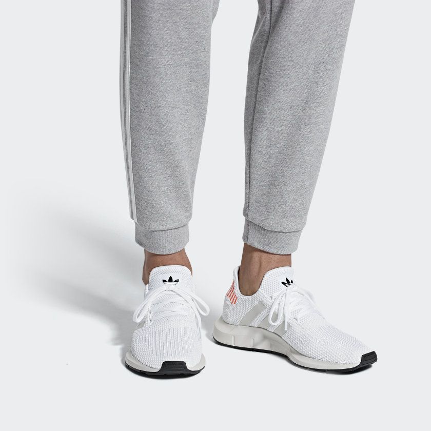 swift run shoes cloud white