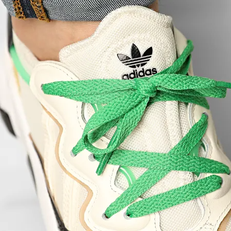 adidas Originals Ozweego in weiss - FX6059 | everysize