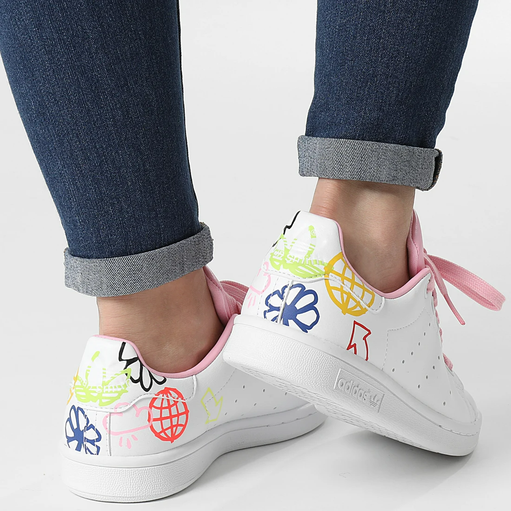 Giày Adidas Wmns Stan Smith 'Doodle White Pink' FX5680 – AUTHENTIC SHOES