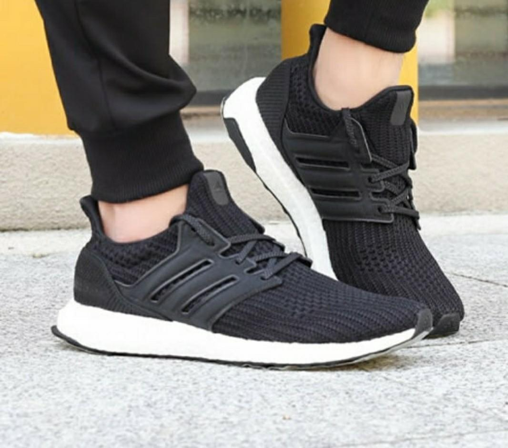 Giày Adidas UltraBoost U Core Black 