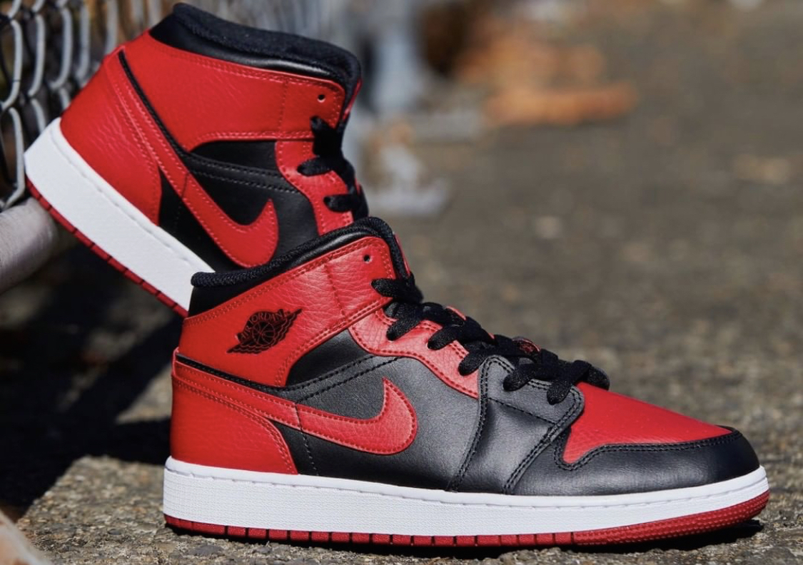 air jordan 1 mid bred 2020