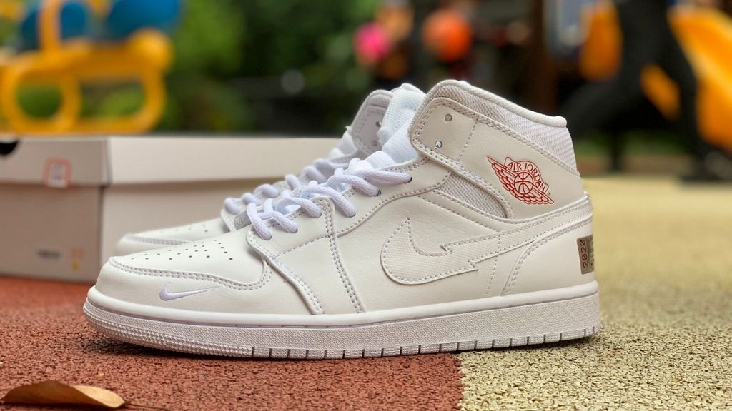 Giày Nike Air Jordan 1 Mid SE 'Euro Tour' CW7589-100 – AUTHENTIC SHOES