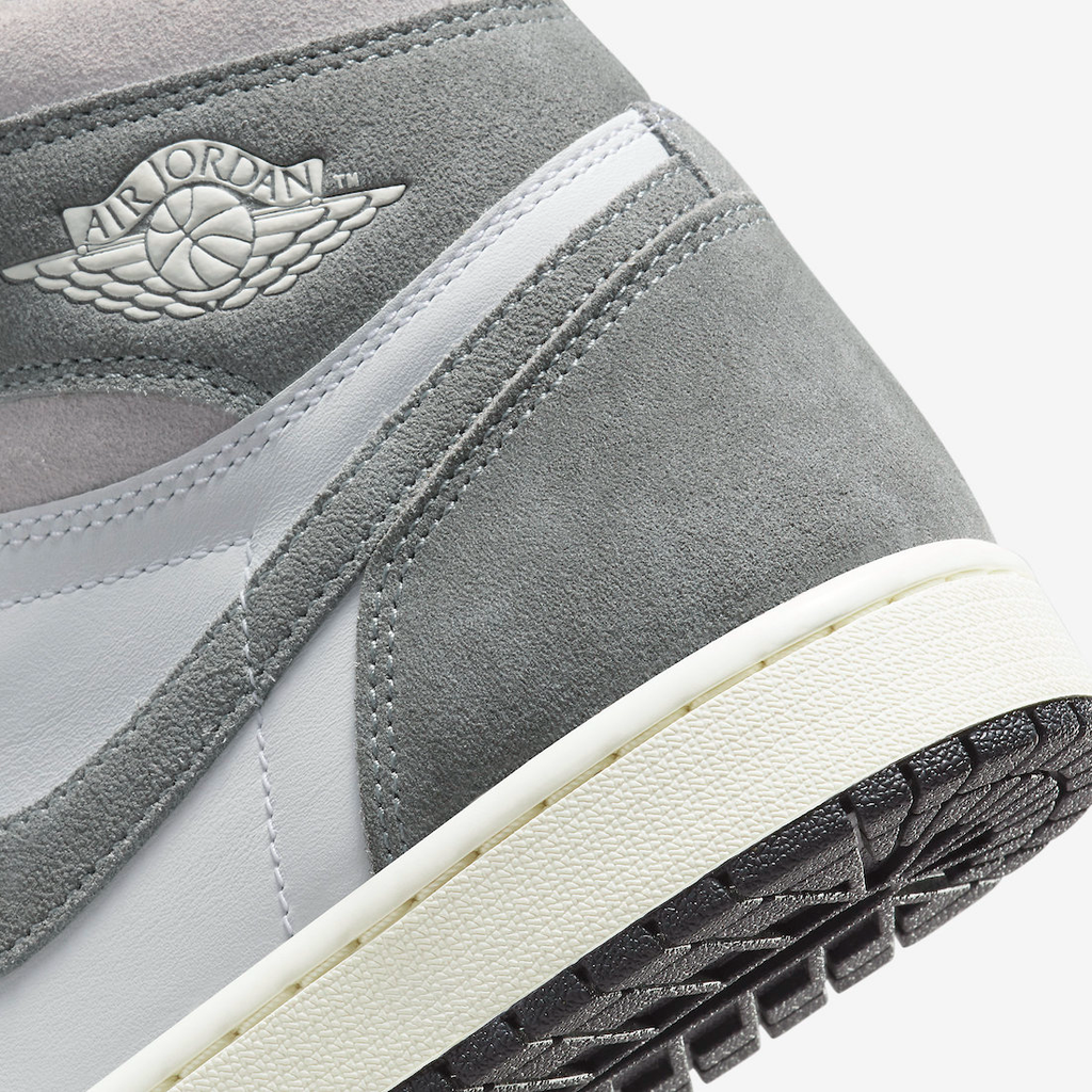 Giày Nike Air Jordan 1 Retro High OG 'Washed Heritage' DZ5485-051
