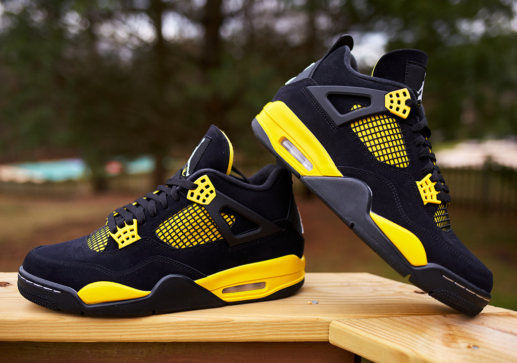 Giày Nike Jordan 4 Retro 'Thunder' 408452-017