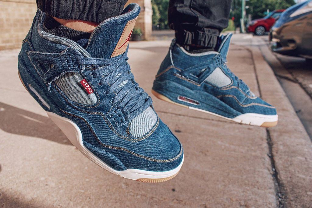 Giày Nike Air Jordan Levi's x Air Jordan 4 Retro 'White Denim' AO2571- –  AUTHENTIC SHOES