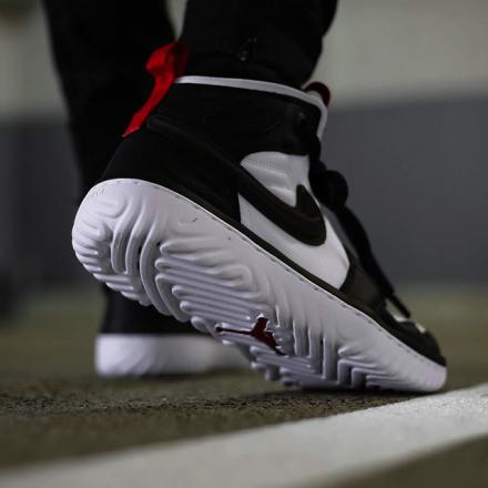 air jordan 1 retro high react