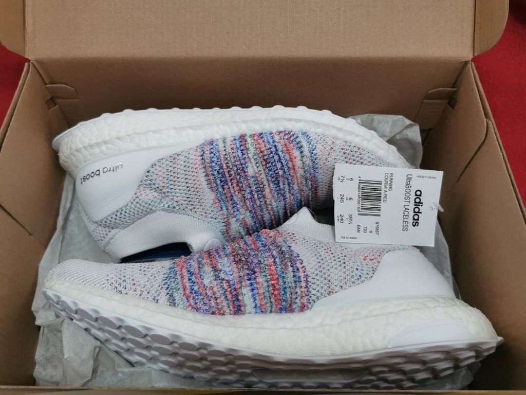 Giày Adidas Wmns Ultraboost Laceless 'White Multicolor' B75857 – AUTHENTIC  SHOES