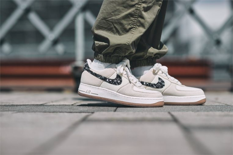 nike air force 1 low paisley
