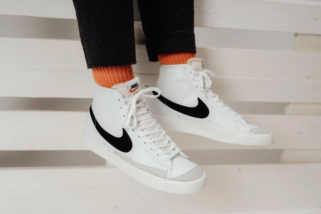 Giày Nike Blazer Mid '77 Vintage 'White Black' BQ6806-100 – AUTHENTIC SHOES