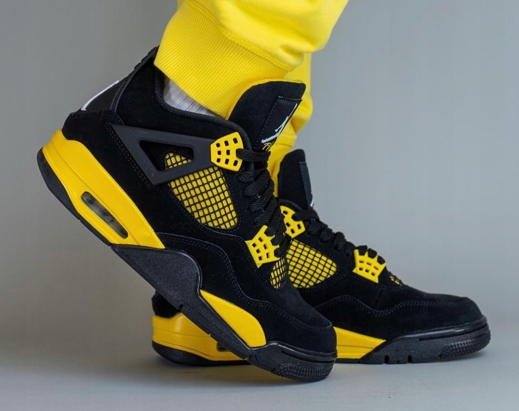 Giày Nike Jordan 4 Retro 'Thunder' 408452-017