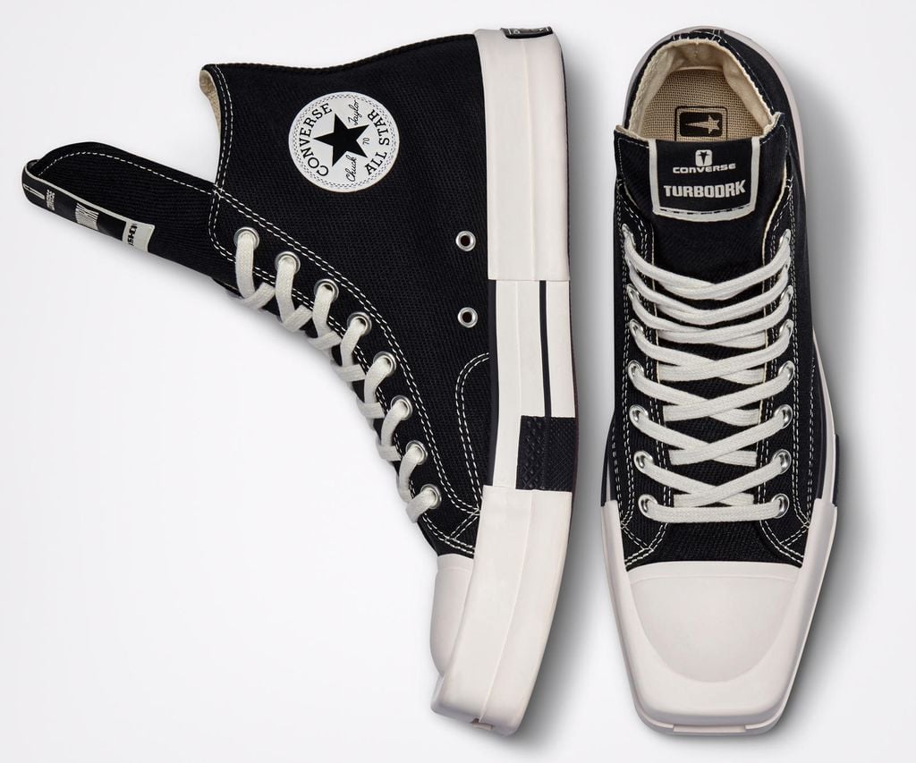 ladies converse at office