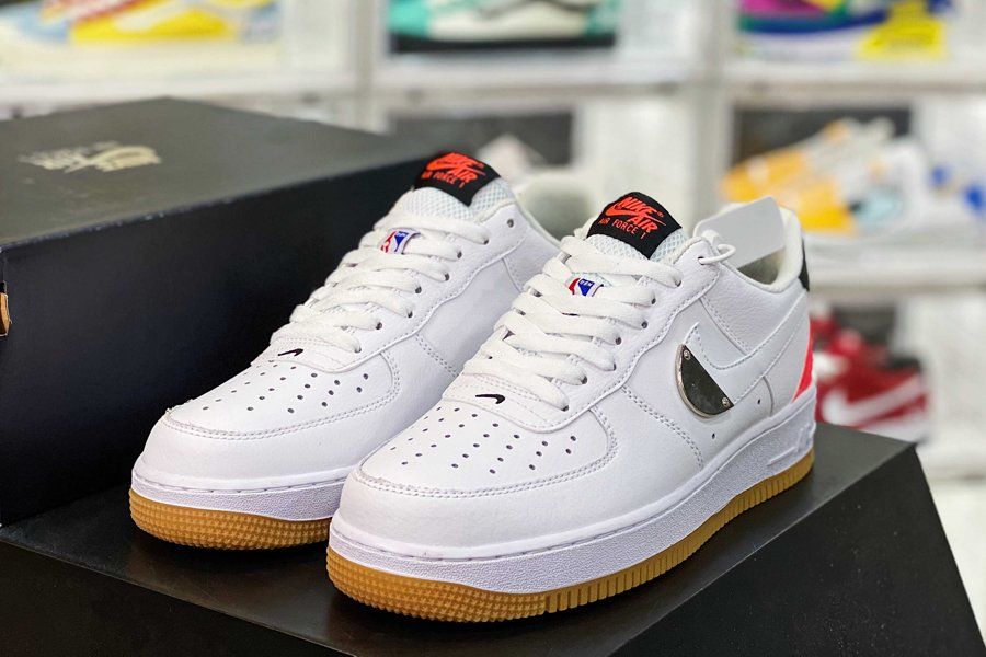 Giày Nike NBA x Air Force 1 LV8 1 HO20 GS 'White Bright Crimson' CT384 –  AUTHENTIC SHOES