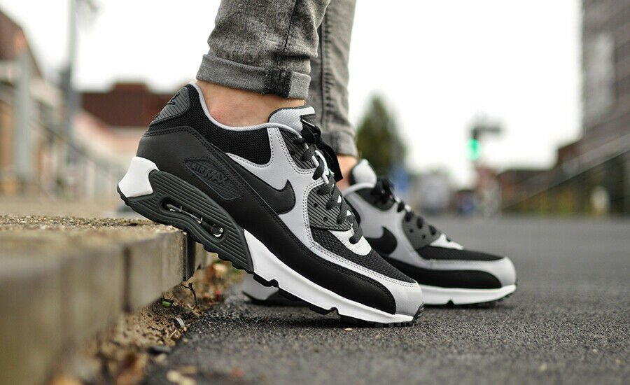 Giày Nike Air Max 90 Essential 'Wolf Grey' 537384-053 – AUTHENTIC SHOES