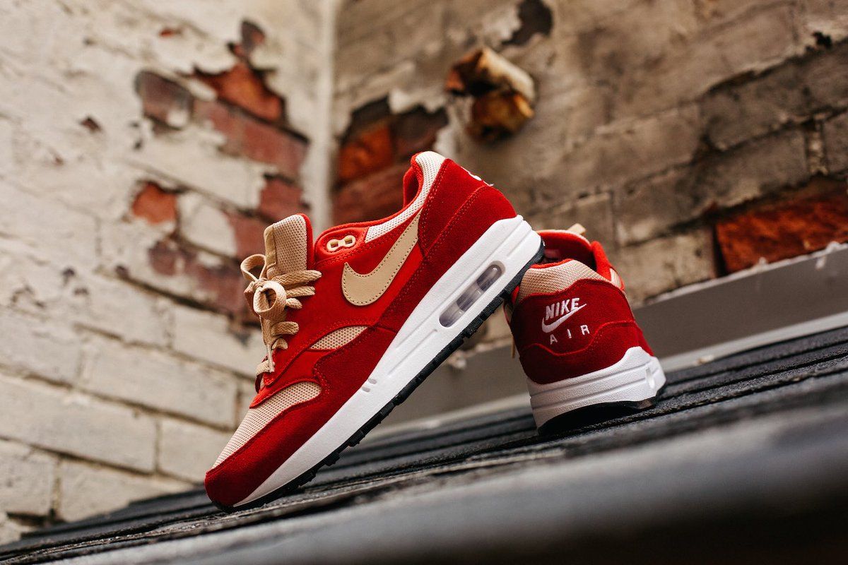 air max 1 premium retro red curry