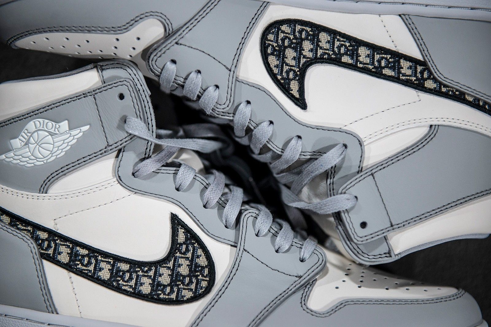 dior nike shoes high top