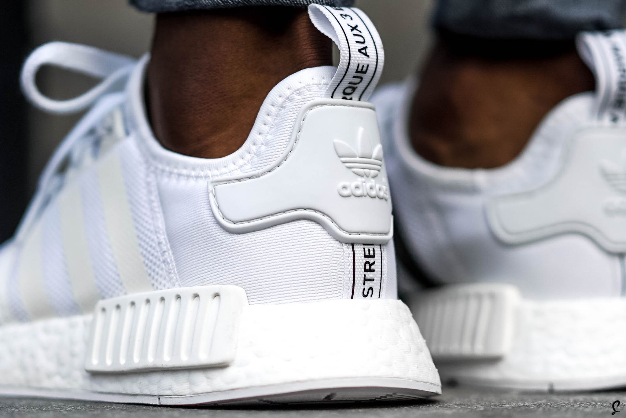 adidas nmd r1 white white black