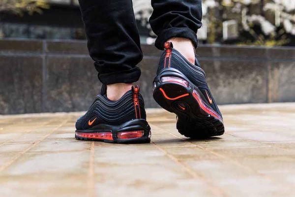 air max 97 black hyper crimson