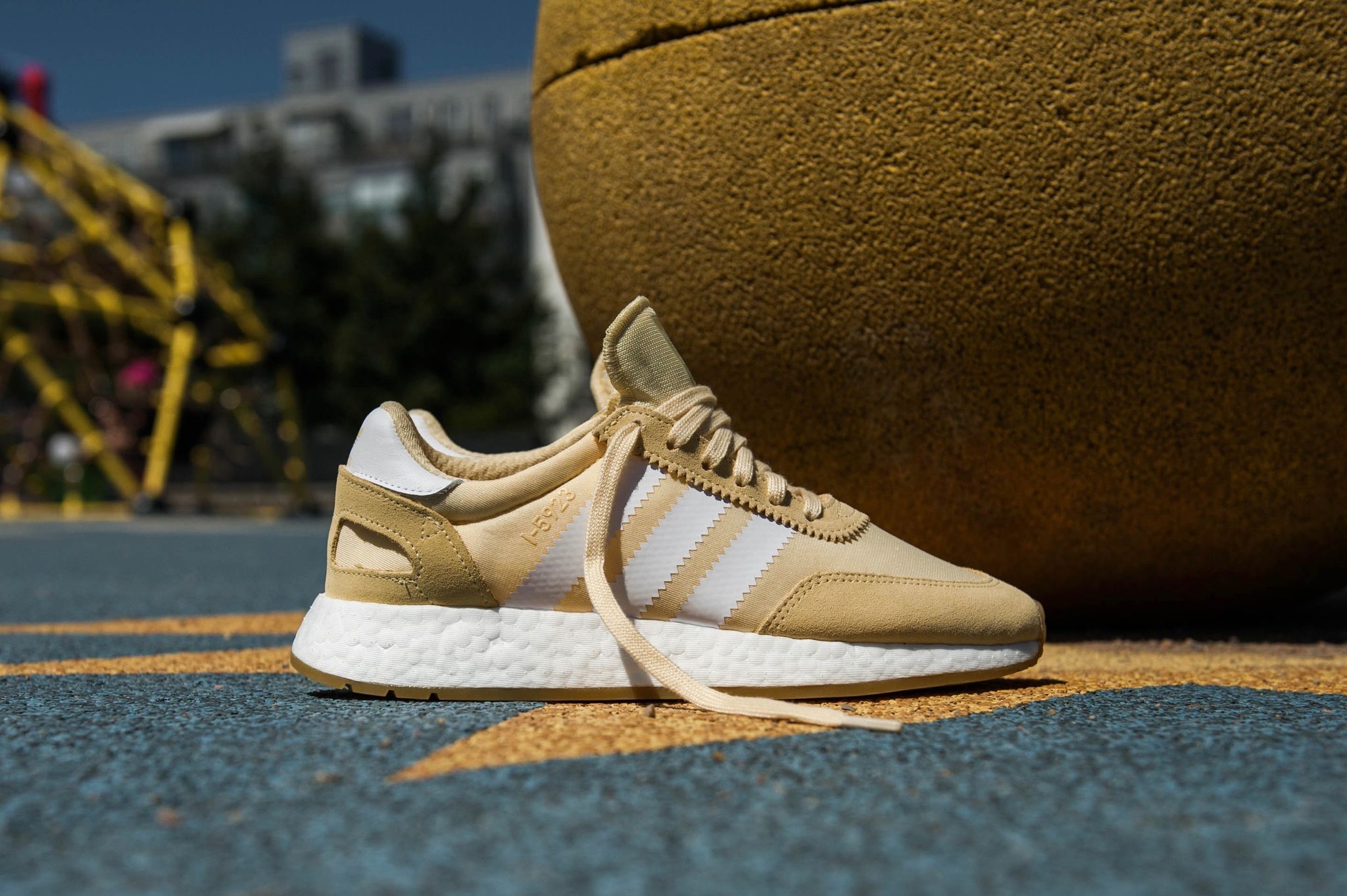 adidas b37972
