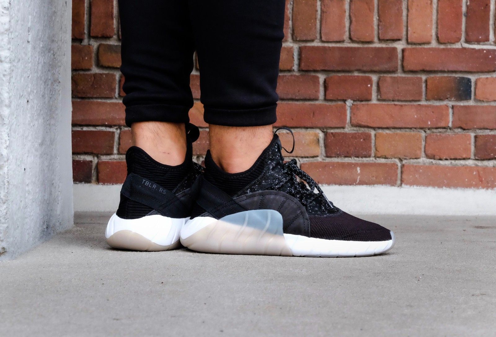 tubular rise triple black