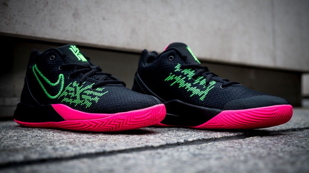 kyrie flytrap 2 black hyper pink