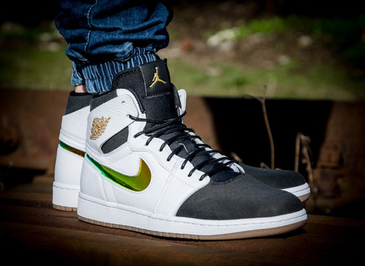 Giày Nike Air Jordan 1 High Nouveau 'Dunk From Above' 819176-104 –  AUTHENTIC SHOES