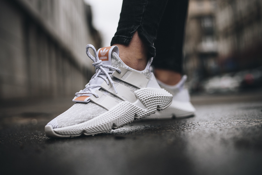 Giày Adidas Prophere 'White Grey' CQ2542 – AUTHENTIC SHOES