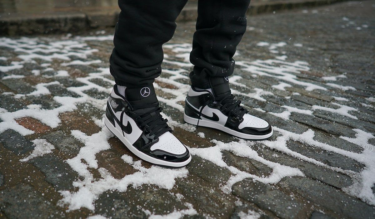 air jordan 1 mid carbon fiber 38