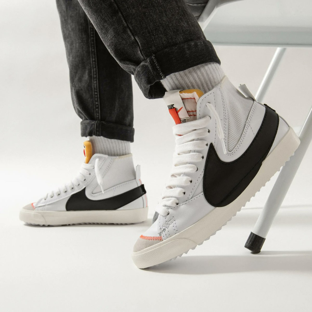 nike blazer 77 black white